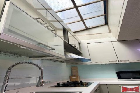 Дом в Бангкоке, Таиланд с 4 спальнями  № 157379 - фото 11