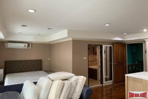 Дом в Бангкоке, Таиланд с 4 спальнями  № 157379 - фото 29