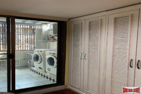 Дом в Бангкоке, Таиланд с 4 спальнями  № 157379 - фото 19