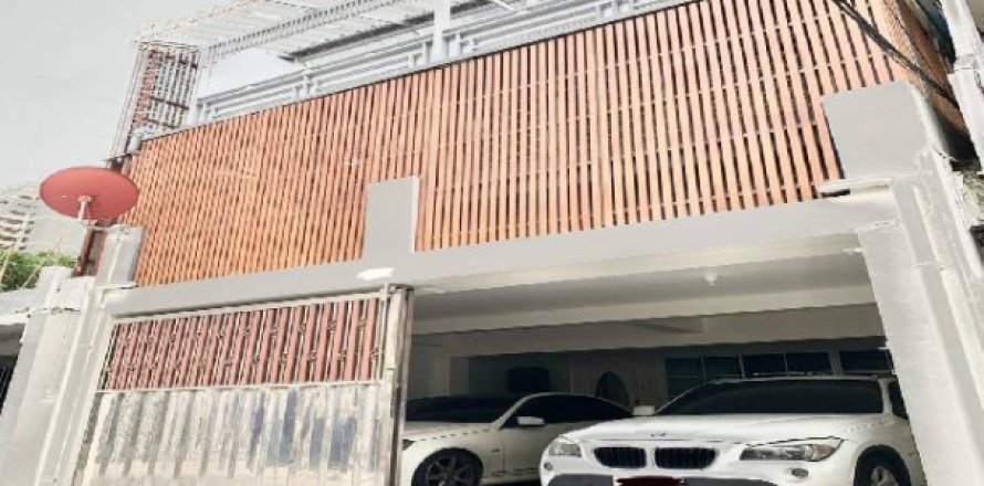 Дом в Бангкоке, Таиланд с 4 спальнями  № 157379