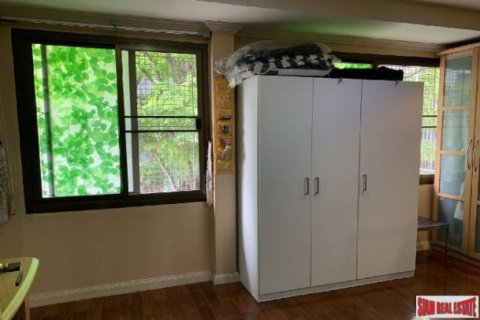 Дом в Бангкоке, Таиланд с 4 спальнями  № 157379 - фото 28