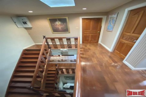 Дом в Бангкоке, Таиланд с 4 спальнями  № 157379 - фото 21