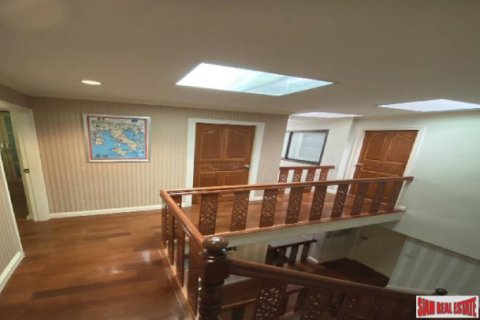 Дом в Бангкоке, Таиланд с 4 спальнями  № 157379 - фото 14