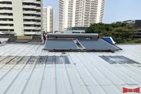 Дом в Бангкоке, Таиланд с 4 спальнями  № 157379 - фото 30