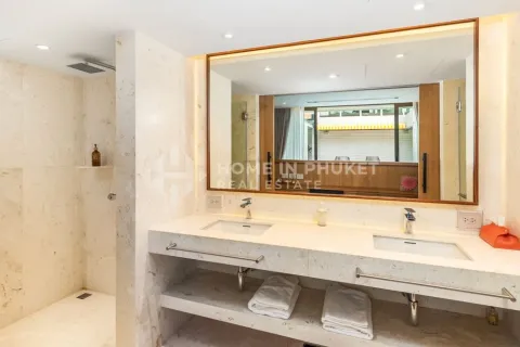 House in Phuket, Thailand 5 bedrooms № 157381 - photo 26