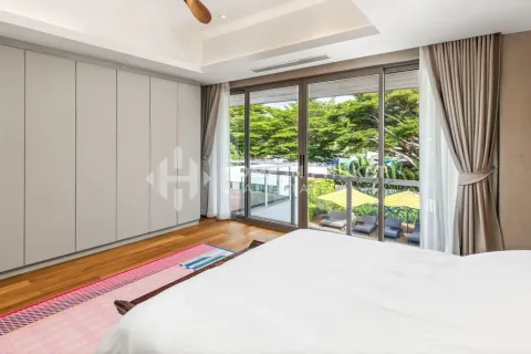 House in Phuket, Thailand 5 bedrooms № 157381 - photo 22