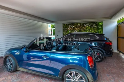 House in Phuket, Thailand 5 bedrooms № 157381 - photo 30