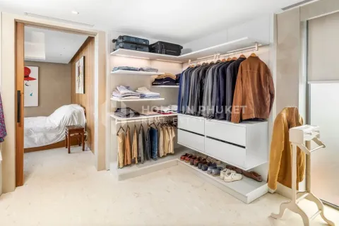 House in Phuket, Thailand 5 bedrooms № 157381 - photo 14