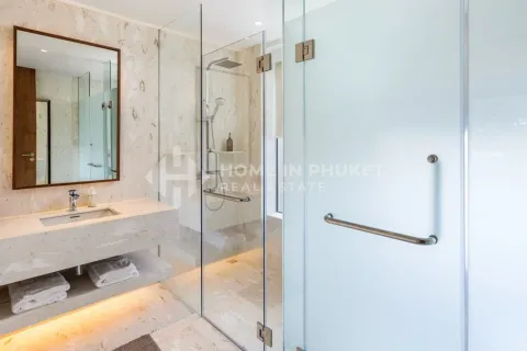 House in Phuket, Thailand 5 bedrooms № 157381 - photo 23