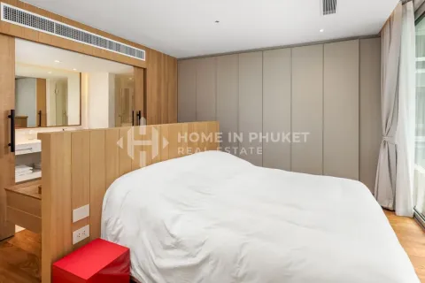 House in Phuket, Thailand 5 bedrooms № 157381 - photo 24