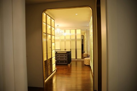 Дом в Лат Крабанге, Бангкок, Таиланд с 5 спальнями № 157177 - фото 21