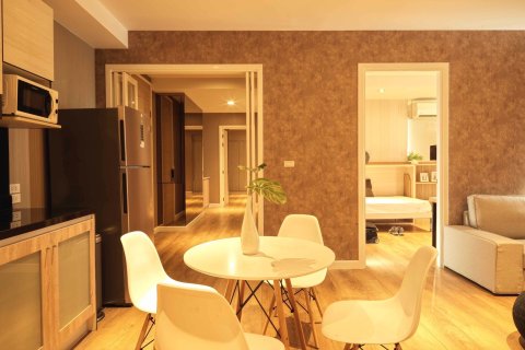 Condo in Khlong Toei, Bangkok, Thailand, 3 bedrooms № 157179 - photo 13