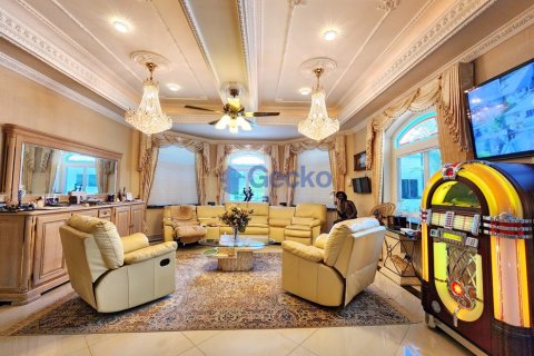 House in Pattaya, Thailand 3 bedrooms № 197373 - photo 7