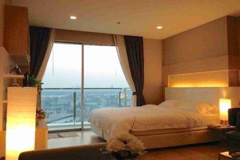 Condo in Bangkok, Thailand, 1 bedroom № 183482 - photo 1