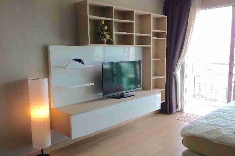 Condo in Bangkok, Thailand, 1 bedroom № 183482 - photo 6