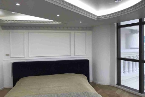 Condo in Thonburi, Bangkok, Thailand, 2 bedrooms № 183486 - photo 6