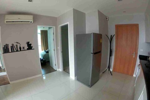 Condo in Bangkok, Thailand, 2 bedrooms № 183485 - photo 12