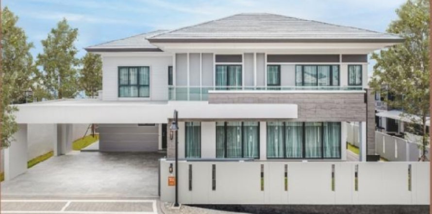 Villa in Pattaya, Thailand 4 bedrooms № 193136