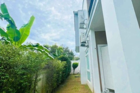 Villa in Phuket, Thailand 3 bedrooms № 172135 - photo 7