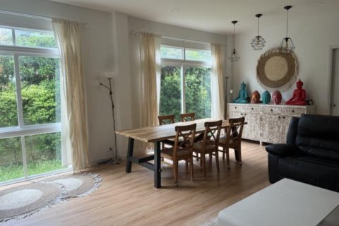 Villa in Phuket, Thailand 3 bedrooms № 172135 - photo 2