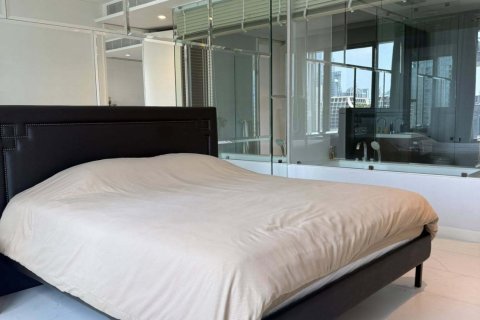 Studio in the Condo in Pathum Wan, Bangkok, Thailand № 172137 - photo 3