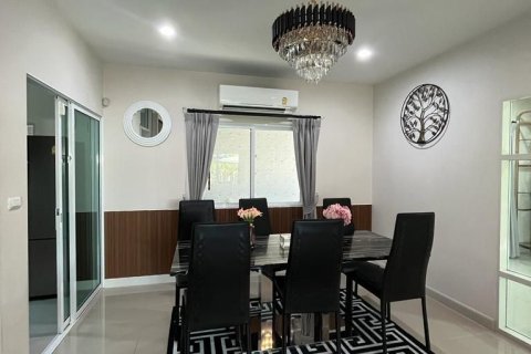 House in Phuket, Thailand 3 bedrooms № 167673 - photo 7