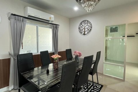 House in Phuket, Thailand 3 bedrooms № 167673 - photo 6