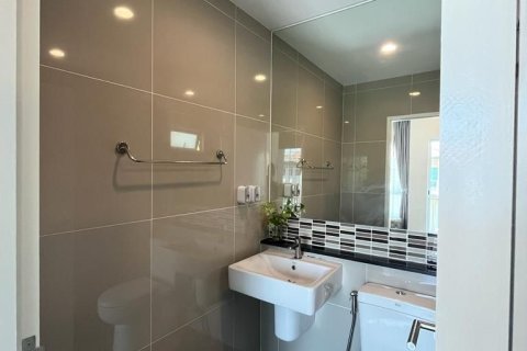 House in Phuket, Thailand 3 bedrooms № 167673 - photo 21