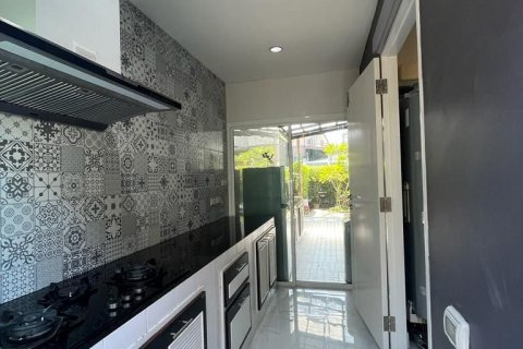 House in Phuket, Thailand 3 bedrooms № 167673 - photo 12