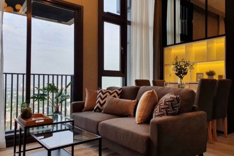 Студия в кондо в Пхракханонге, Бангкок, Таиланд № 167669 - фото 2