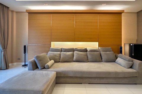 Villa in Bang Phli Yai, Thailand 7 bedrooms № 167668 - photo 16