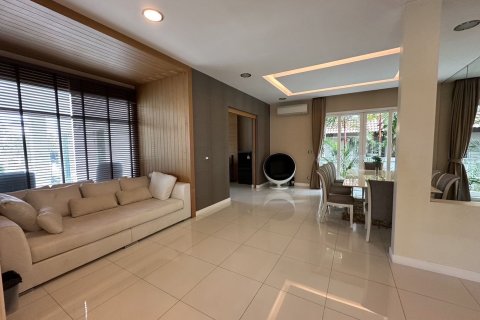 Villa in Bang Phli Yai, Thailand 7 bedrooms № 167668 - photo 29