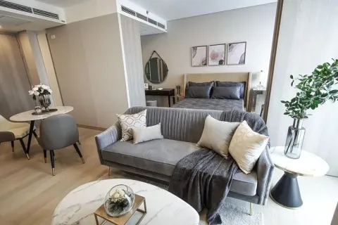 Студия в кондо в Клонг Тоэй, Бангкок, Таиланд № 167672 - фото 2