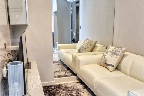 Condo in Bangkok, Thailand, 2 bedrooms  № 116437 - photo 1