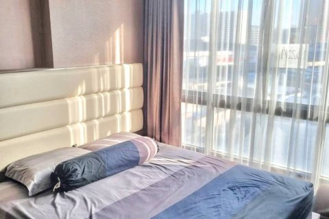 Condo in Bangkok, Thailand, 2 bedrooms  № 116437 - photo 6