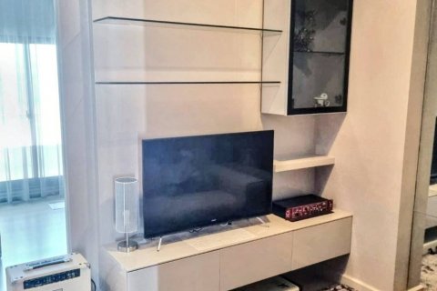 Condo in Bangkok, Thailand, 2 bedrooms  № 116437 - photo 3