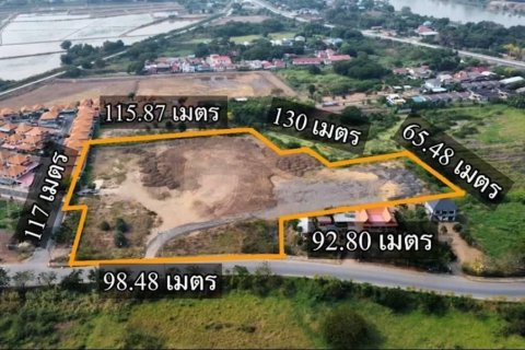 Terrain à Ang Thong, Thaïlande 22326 m2 № 158015 - photo 2
