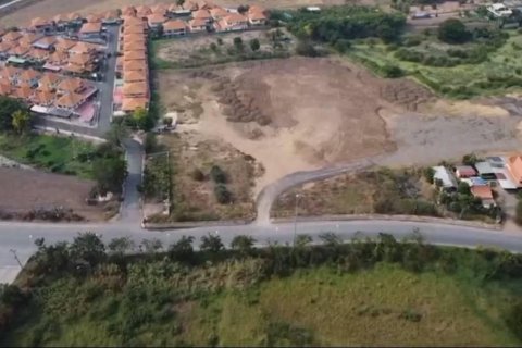 Terrain à Ang Thong, Thaïlande 22326 m2 № 158015 - photo 4