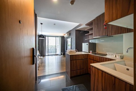 Condo in Watthana, Bangkok, Thailand, 2 bedrooms  № 158017 - photo 2