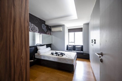 Condo in Watthana, Bangkok, Thailand, 2 bedrooms  № 158017 - photo 13