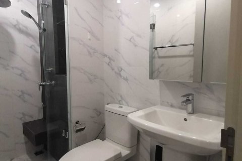 Studio in the Condo in Bang Sue, Bangkok, Thailand  № 173474 - photo 6