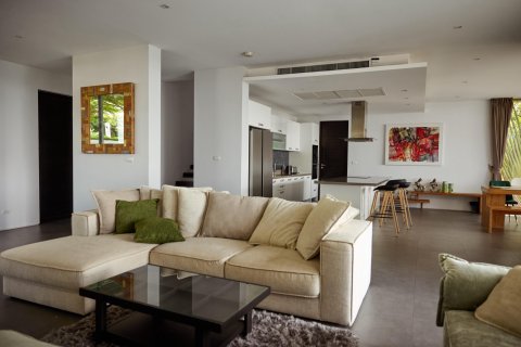 Villa in Phuket, Thailand 5 bedrooms № 173476 - photo 4
