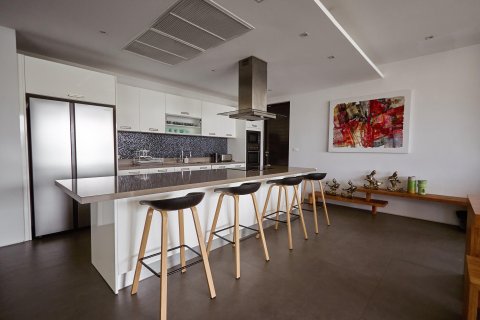 Villa in Phuket, Thailand 5 bedrooms № 173476 - photo 12