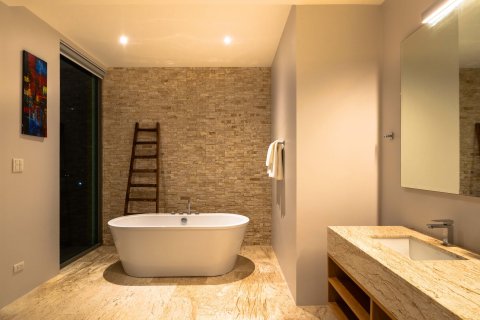 Villa in Phuket, Thailand 5 bedrooms № 173476 - photo 26