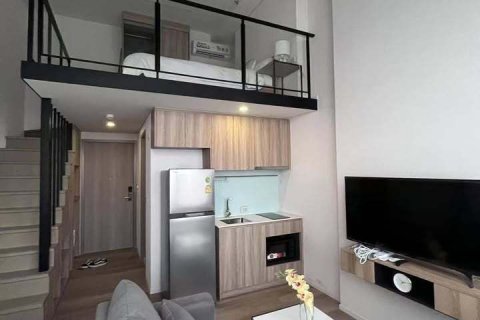 Studio dans le Condo à Phra Khanong, Bangkok, Thaïlande  № 159146 - photo 3