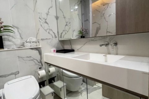 Condo in Khlong Toei, Bangkok, Thailand, 3 bedrooms № 159144 - photo 9