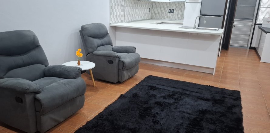 Studio in Pattaya, Thailand № 205784