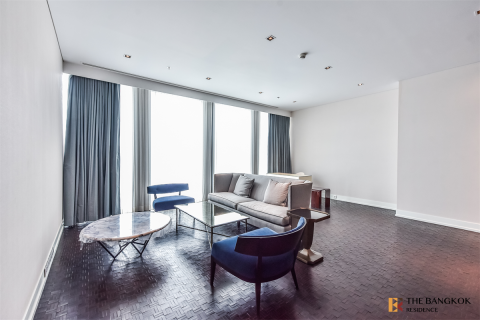 Condo in Bangkok, Thailand, 3 bedrooms № 188448 - photo 10
