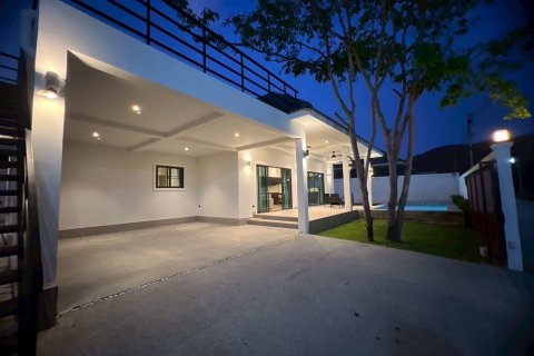 Дом в Хуа Хине, Таиланд с 3 спальнями  № 147526 - фото 12