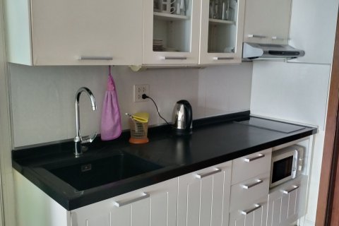 Студия в кондо в Паттайе, Таиланд № 145880 - фото 4